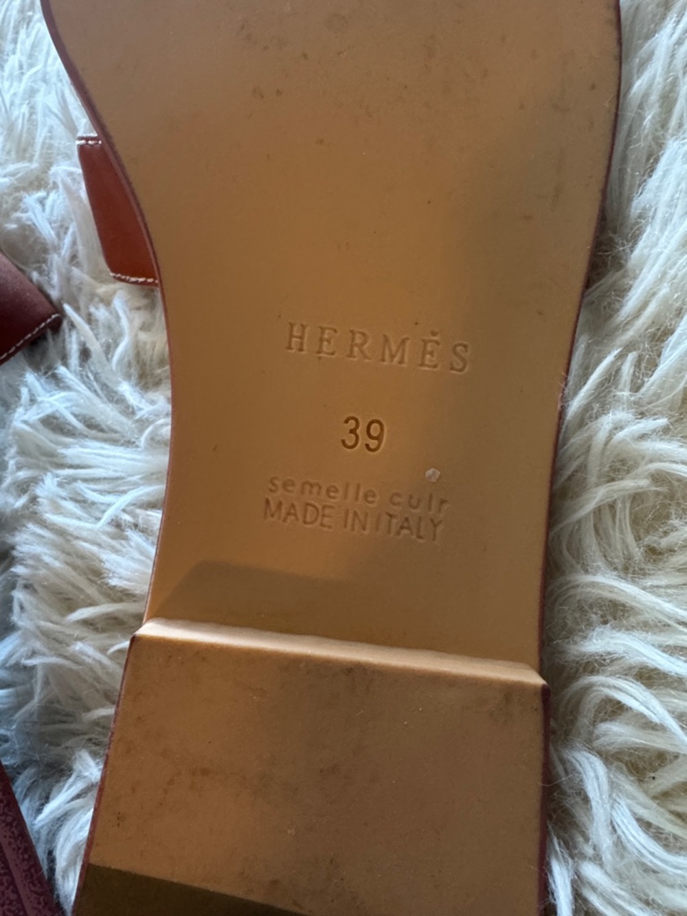 Lookalike Hermes Sandals - Picture 4 of 4